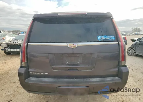 2015 Cadillac Escalade Esv z USA, uszkodzony, nr VIN 1GYS4RKJ2FR500134